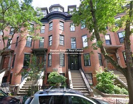 125 Pembroke St, Unit B in Boston, MA - Building Photo