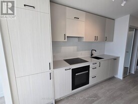 1 Quarrington Ln in Toronto, ON - Building Photo