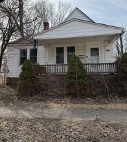 1040 W Lawrence Ave in Springfield, IL - Building Photo