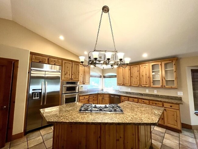 6363 Murray Bluffs Dr in Salt Lake City, UT - Building Photo - Building Photo