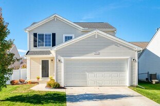 2783 Au Gres River Dr in Fowlerville, MI - Building Photo