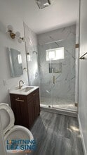 405 N Coronado St in Los Angeles, CA - Building Photo - Building Photo