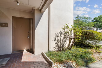 240 Orienta Point St in Altamonte Springs, FL - Building Photo - Building Photo