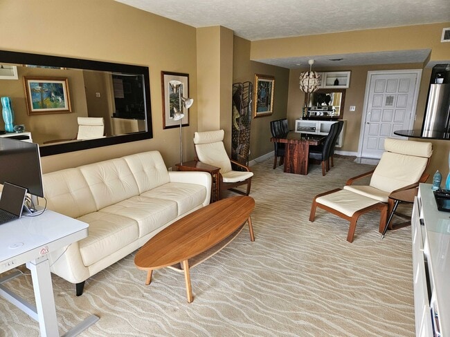 property at 404 S Beach St