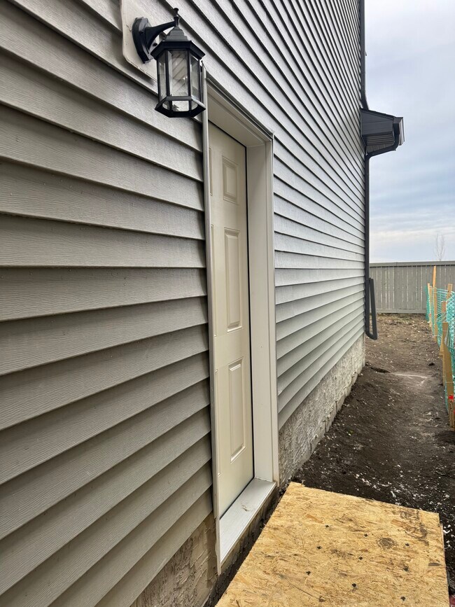 25 Elliott Wynd in Fort Saskatchewan, AB - Building Photo - Building Photo
