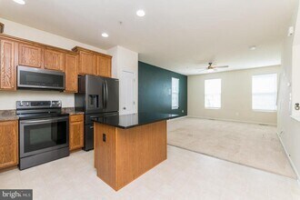 7706 Timbercross Ln in Glen Burnie, MD - Building Photo - Building Photo