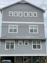 200 Spencer-Farlow Dr in Carolina Beach, NC - Building Photo