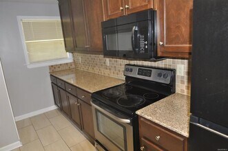 716 W Edgemont Ave in Montgomery, AL - Building Photo - Building Photo