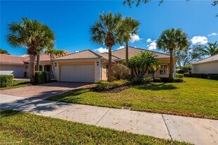 28329 Moray Dr in Bonita Springs, FL - Building Photo
