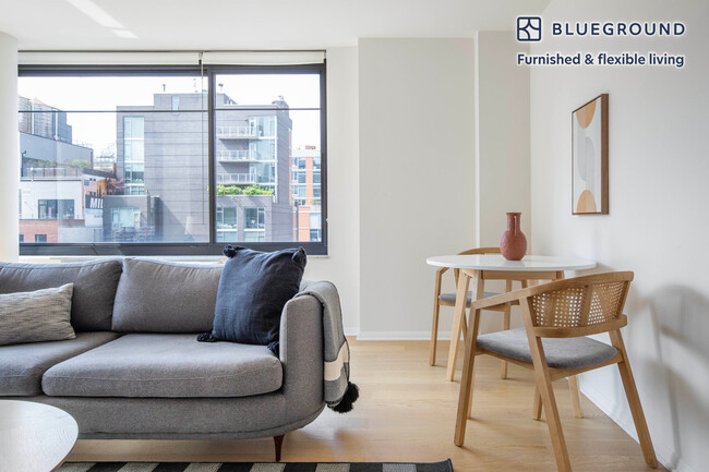 180 W 20th St, Unit FL9-ID1194 in New York, NY - Building Photo - Building Photo