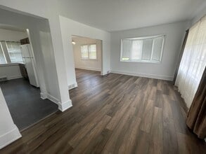 102-104 Morley Pkwy in Duluth, MN - Building Photo - Building Photo