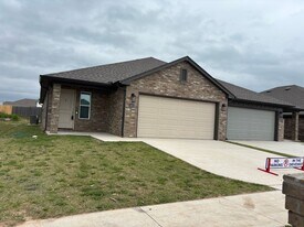 14603 E 39th Pl S in Tulsa, OK - Building Photo