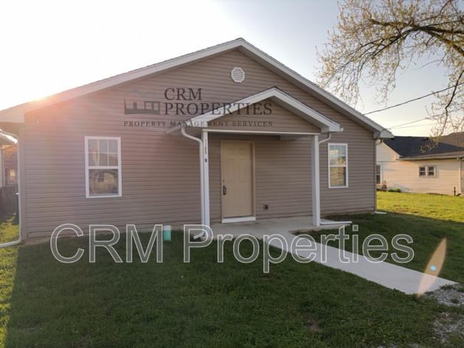 property at 1105 S Purdum St