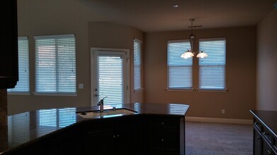 4022 W Calimyrna Ave in Fresno, CA - Building Photo - Building Photo