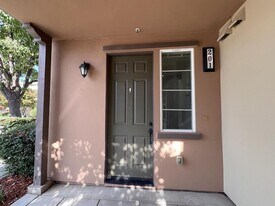 427 Anchor Ln in West Sacramento, CA - Building Photo