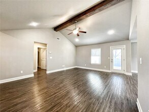 1721 Charismatic Dr in Prairie Grove, AR - Building Photo - Building Photo