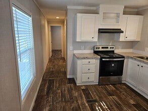 14236 Max Hooks Rd in Clermont, FL - Building Photo - Building Photo