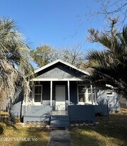 4067 Gilmore St in Jacksonville, FL - Building Photo