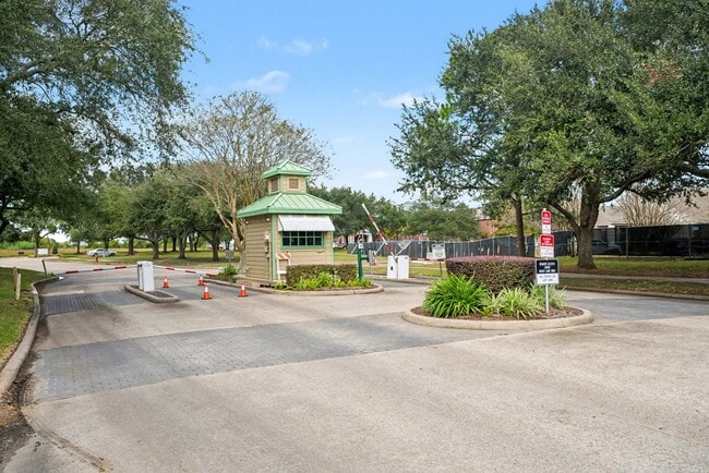 property at 1412 Veranda Mist