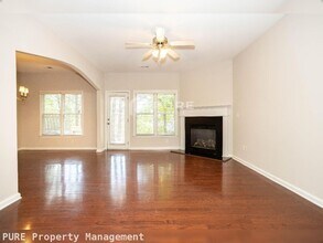 5905 Oakbrook Lake Ct in Norcross, GA - Building Photo - Building Photo