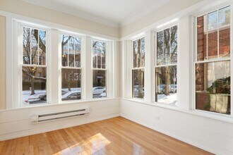 6444 N Magnolia Ave, Unit 1 in Chicago, IL - Foto de edificio - Building Photo