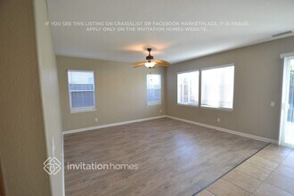 32626 Spun Cotton Dr in Winchester, CA - Foto de edificio - Building Photo