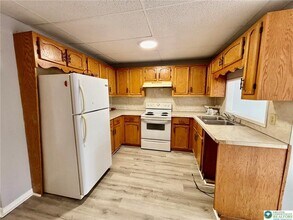 210 W Main St in Pen Argyl, PA - Building Photo - Building Photo