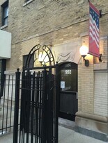 952 W Windsor Ave, Unit 3W in Chicago, IL - Building Photo
