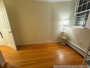 28 Phillips St in Boston, MA - Building Photo - Building Photo