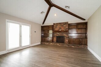 674 Wandering Way in Oklahoma City, OK - Building Photo - Building Photo