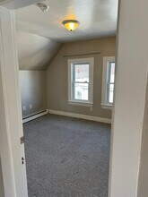 198 Summer St in Auburn, ME - Building Photo - Building Photo