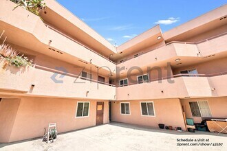 918 W College St in Los Angeles, CA - Building Photo - Building Photo