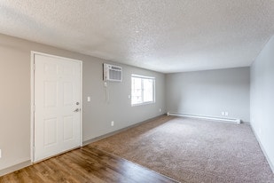 720 Arthur Apartments