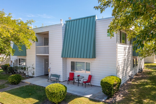 Clark Terrace Mutual Homes in Las Vegas, NV - Building Photo - Building Photo