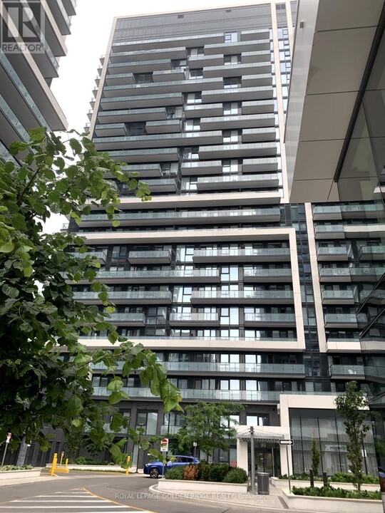 95-1095 Oneida Crescent in Richmond Hill, ON - Building Photo