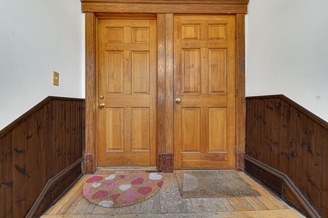 1210 N Marion Ct in Chicago, IL - Building Photo - Building Photo