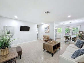 2840 NE 16th Ct in Pompano Beach, FL - Building Photo - Building Photo