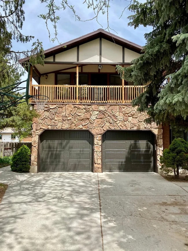 2772 W 7500 S, Unit Main House in West Jordan, UT - Building Photo - Building Photo