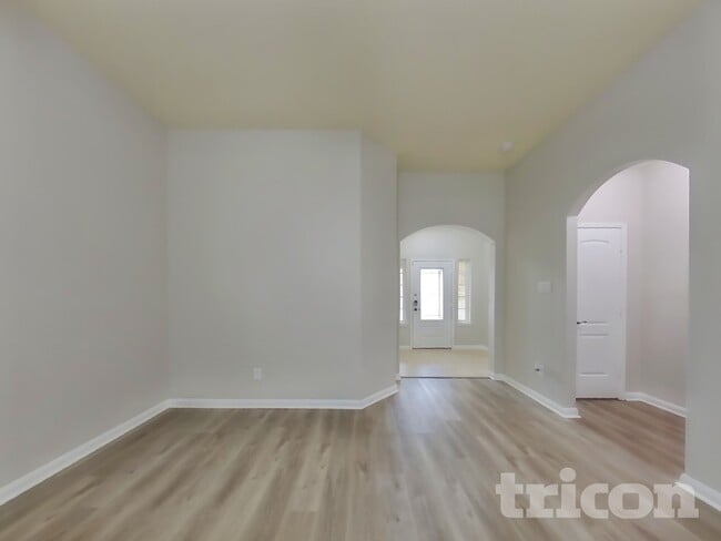 27005 Wichita Ct in Magnolia, TX - Foto de edificio - Building Photo