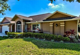 488 Raven Way in Naples, FL - Building Photo - Building Photo