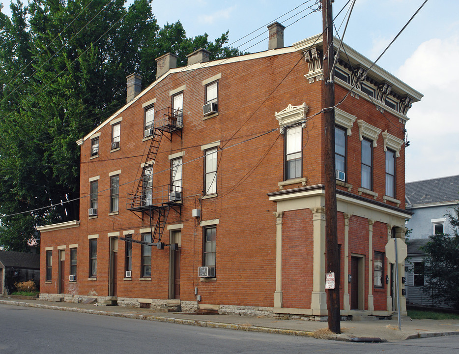 101 Ash St in Ludlow, KY - Building Photo