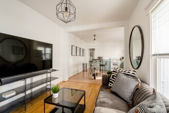 4065 N Mississippi Ave in Portland, OR - Building Photo - Building Photo