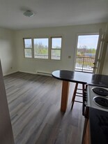 2 Main St in Brockport, NY - Building Photo