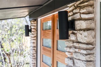 11704 Indianhead Dr in Austin, TX - Building Photo - Building Photo