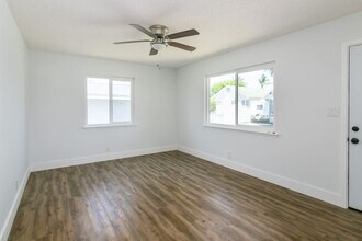 2936-2966 Sherwin Ave in Ventura, CA - Building Photo - Building Photo