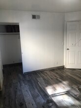 14545 Margate St, Unit 1 in Van Nuys, CA - Building Photo - Building Photo