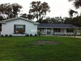 2330 Mohawk Trail in Maitland, FL - Building Photo