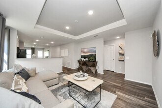 5735 Prairie Chapel Rd in Katy, TX - Building Photo - Building Photo