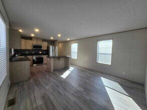 3510 N 9th St in Carter Lake, IA - Building Photo - Building Photo