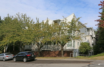 1885 McLean Dr in Vancouver, BC - Building Photo - Building Photo